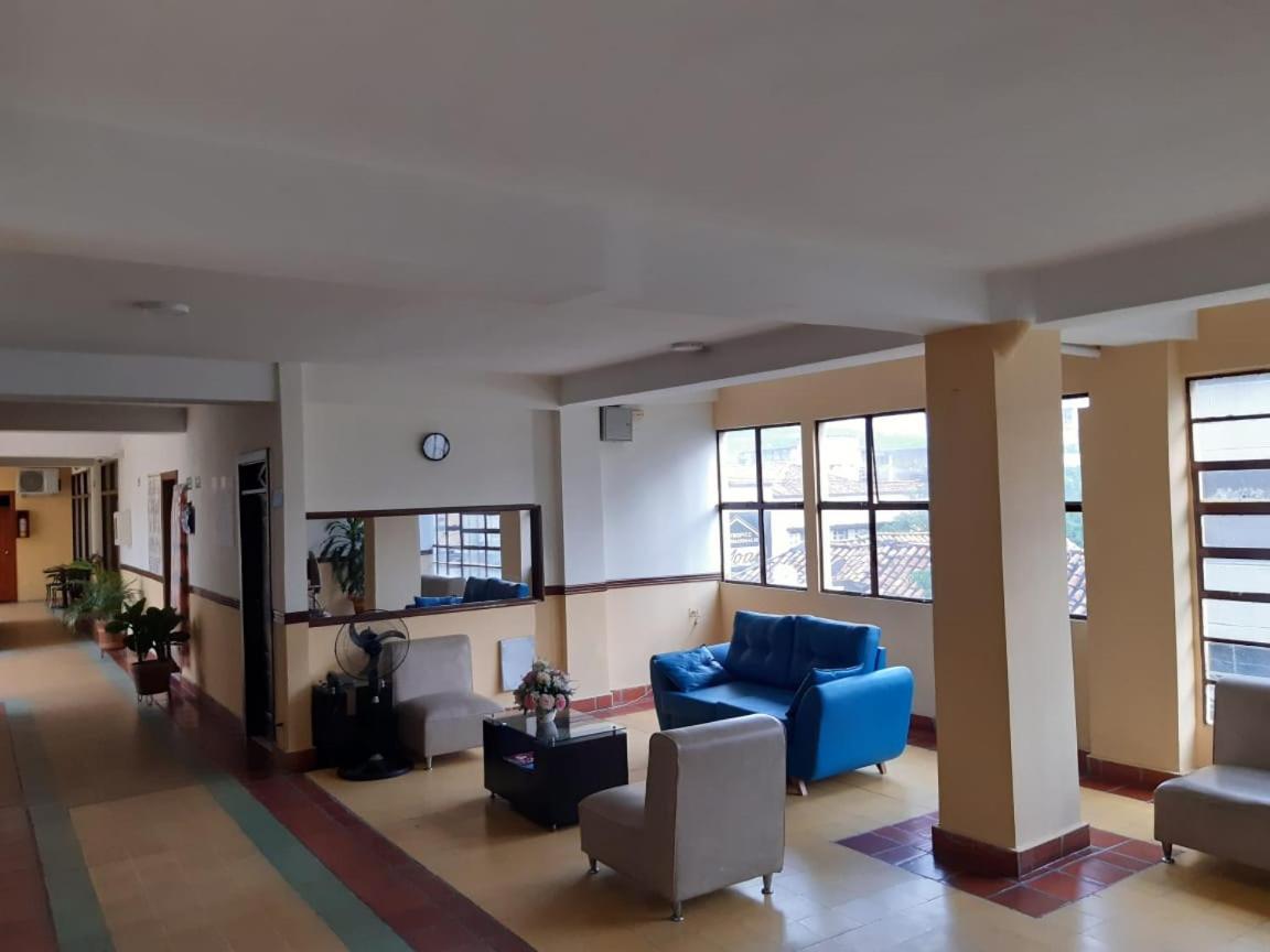 קוקוטה Hotel El Andino מראה חיצוני תמונה